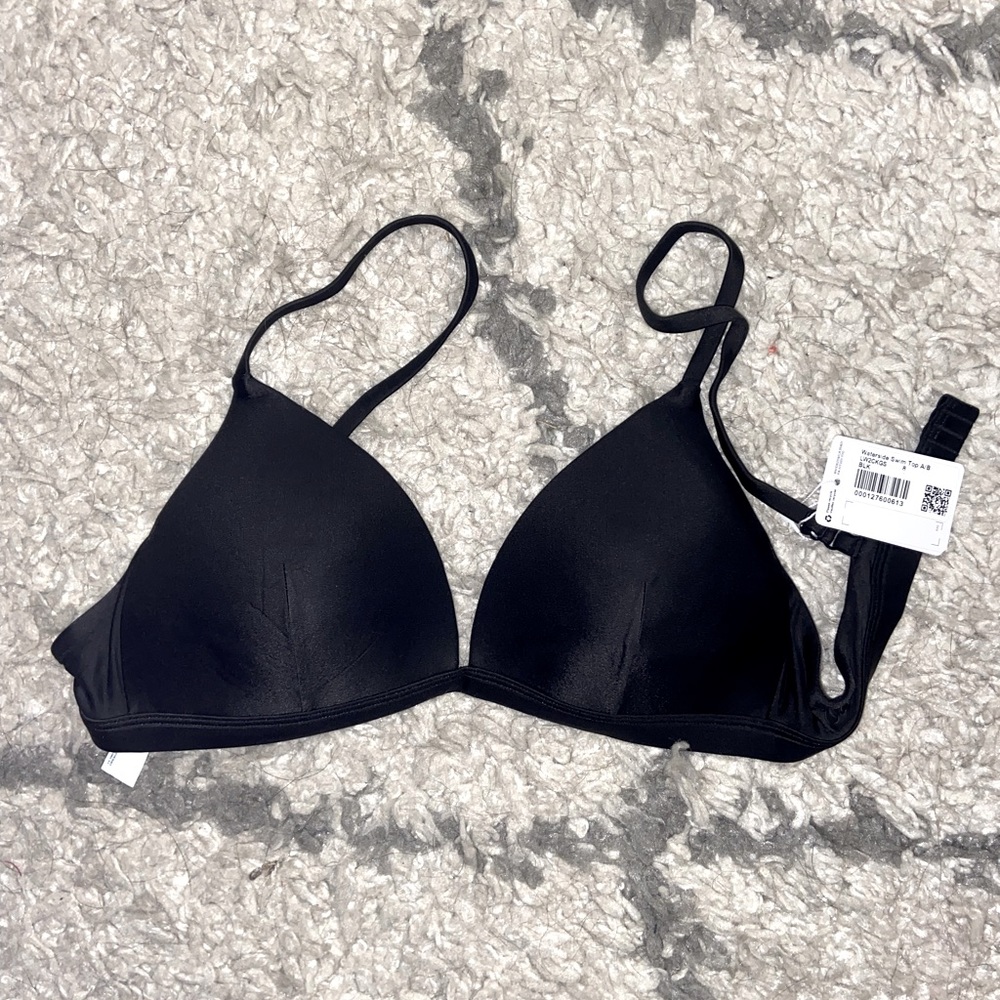 Lululemon Waterside Swim top A/B cup